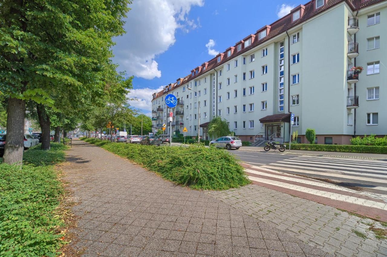 Family Center Spot Apartment Poznan Bagian luar foto