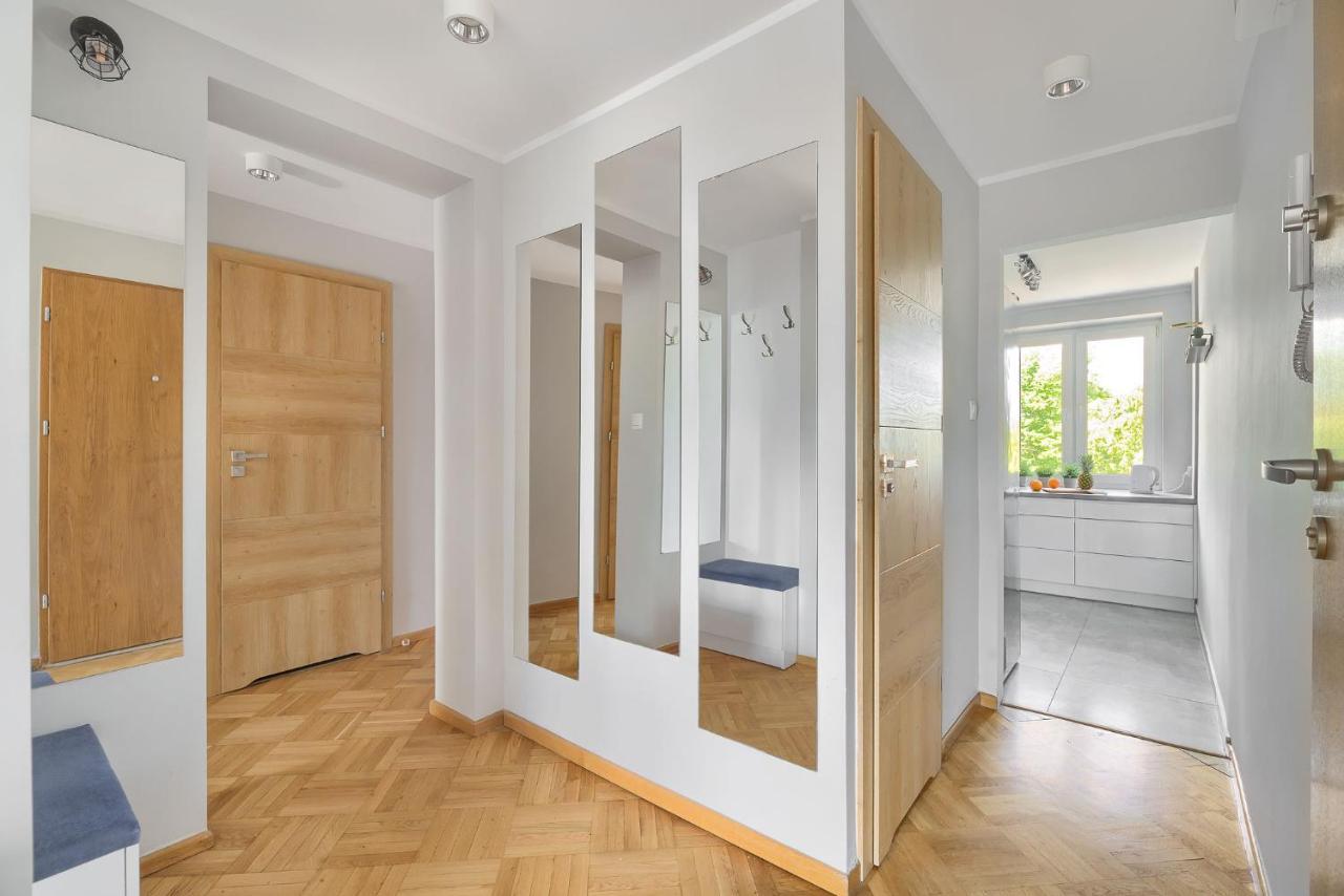 Family Center Spot Apartment Poznan Bagian luar foto